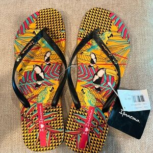 Women’s flip flops